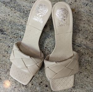 Vince Camuto Cream Brelanie Mule Heel- Size 9.5